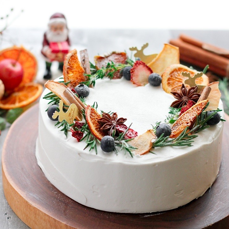 自家製コンフィチュールのクリスマスケーキの画像