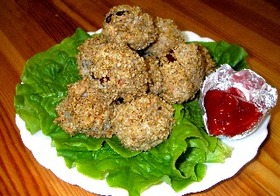 お豆入り胡麻肉団子