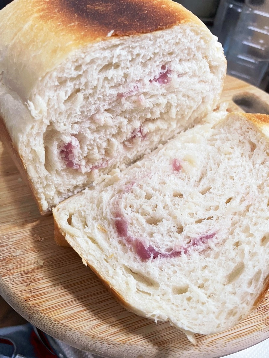 紫芋食パン！の画像
