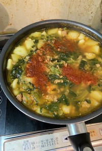 桃屋のキムチの素を使った辛いスープ