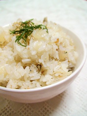 絶品!しらすと梅干しの香り混ぜご飯*
