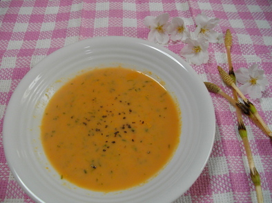 春色にんじんスープの写真