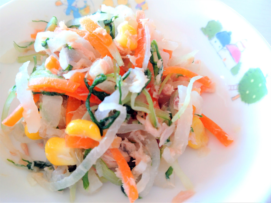 【保育園給食】大根と水菜のサラダの画像
