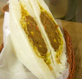 残りカレー→コロッケ→サンドイッチ♪