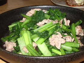 簡単♪豚肉と小松菜の炒め物☆