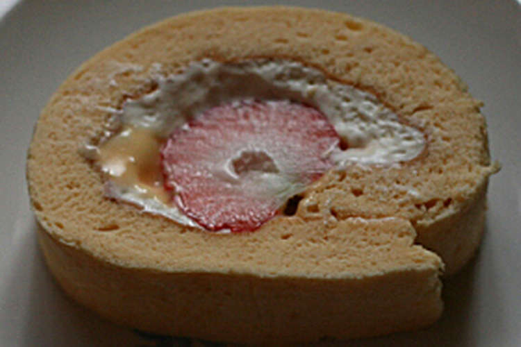 ケーキ屋さんよりも美味しいロールケーキ レシピ 作り方 By Sweet クックパッド