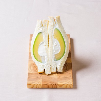 松山アボカド サンドの写真