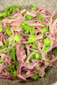 紫大根、ハムとわさび菜の簡単サラダ