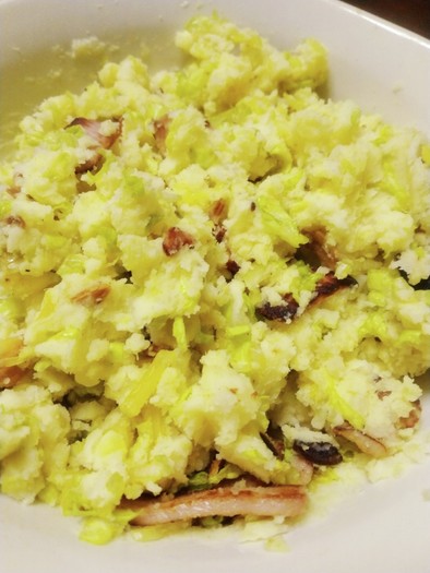 カレー白菜混ぜ込みのダブル芋サラダの写真
