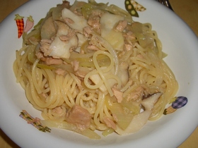 めんつゆでツナとキノコの和風パスタ