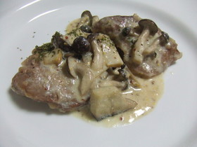 豚ヒレ肉のマスタードクリームソース