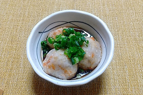 里芋と豆腐の団子を和風のおだしでの画像