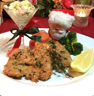 鶏ムネ肉と香草パン粉のクリスマスチキン♡の写真