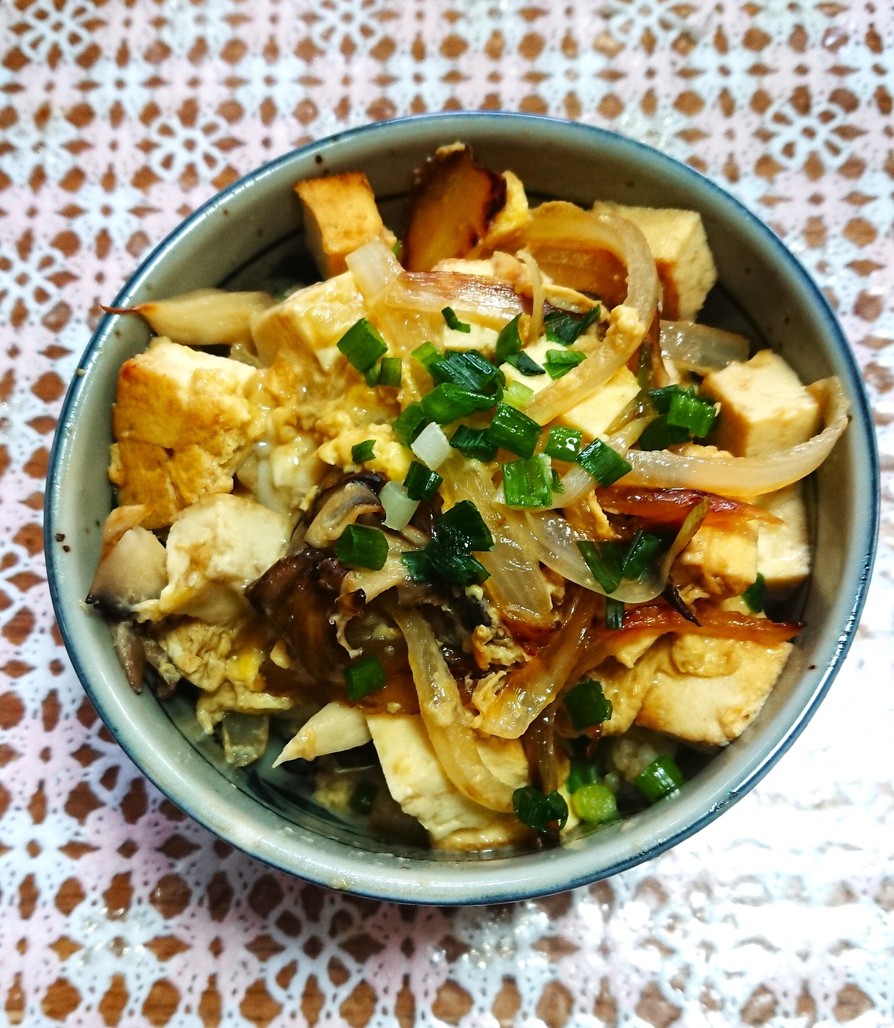 マイタケの豆腐卵とじ丼の画像