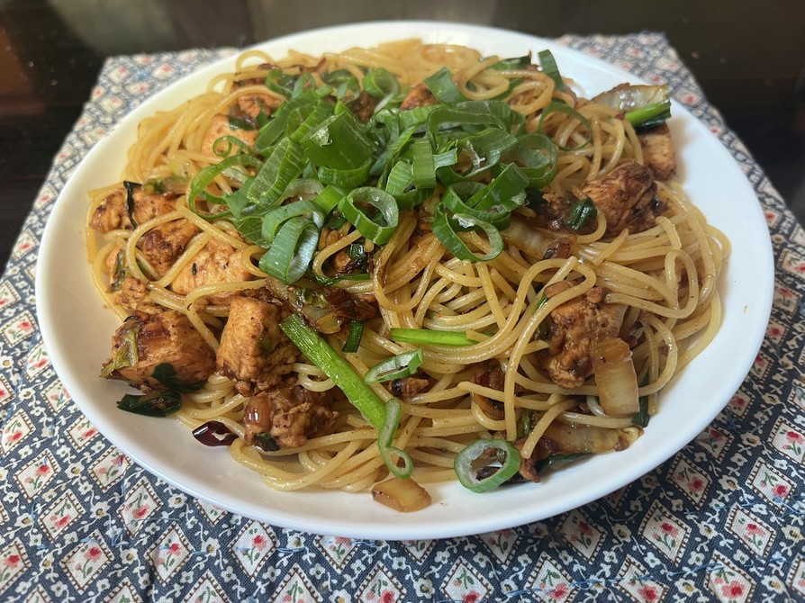 スパゲティ・鶏肉と白菜の中華炒めの画像