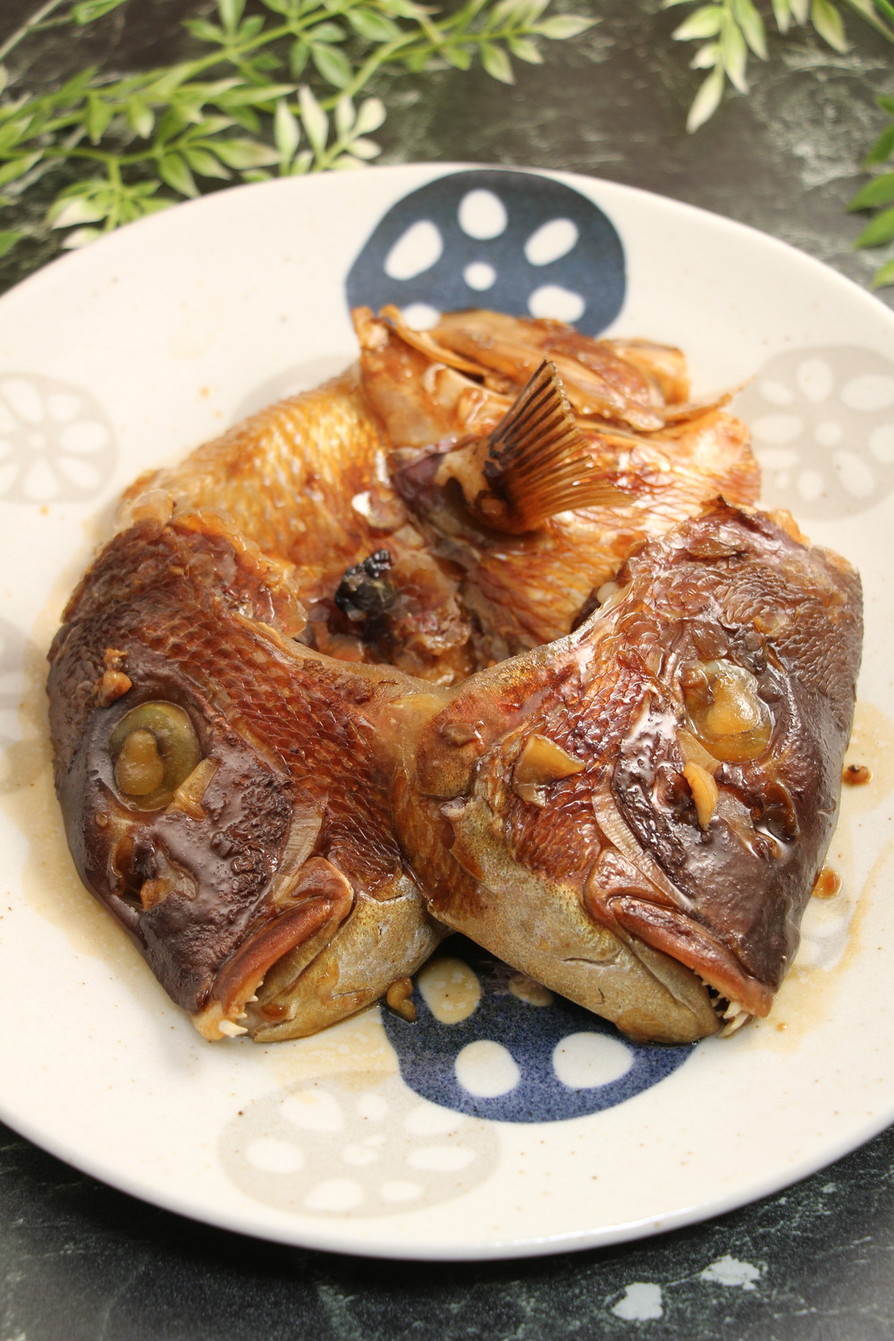 フライパンで簡単！鯛のかぶと煮の画像