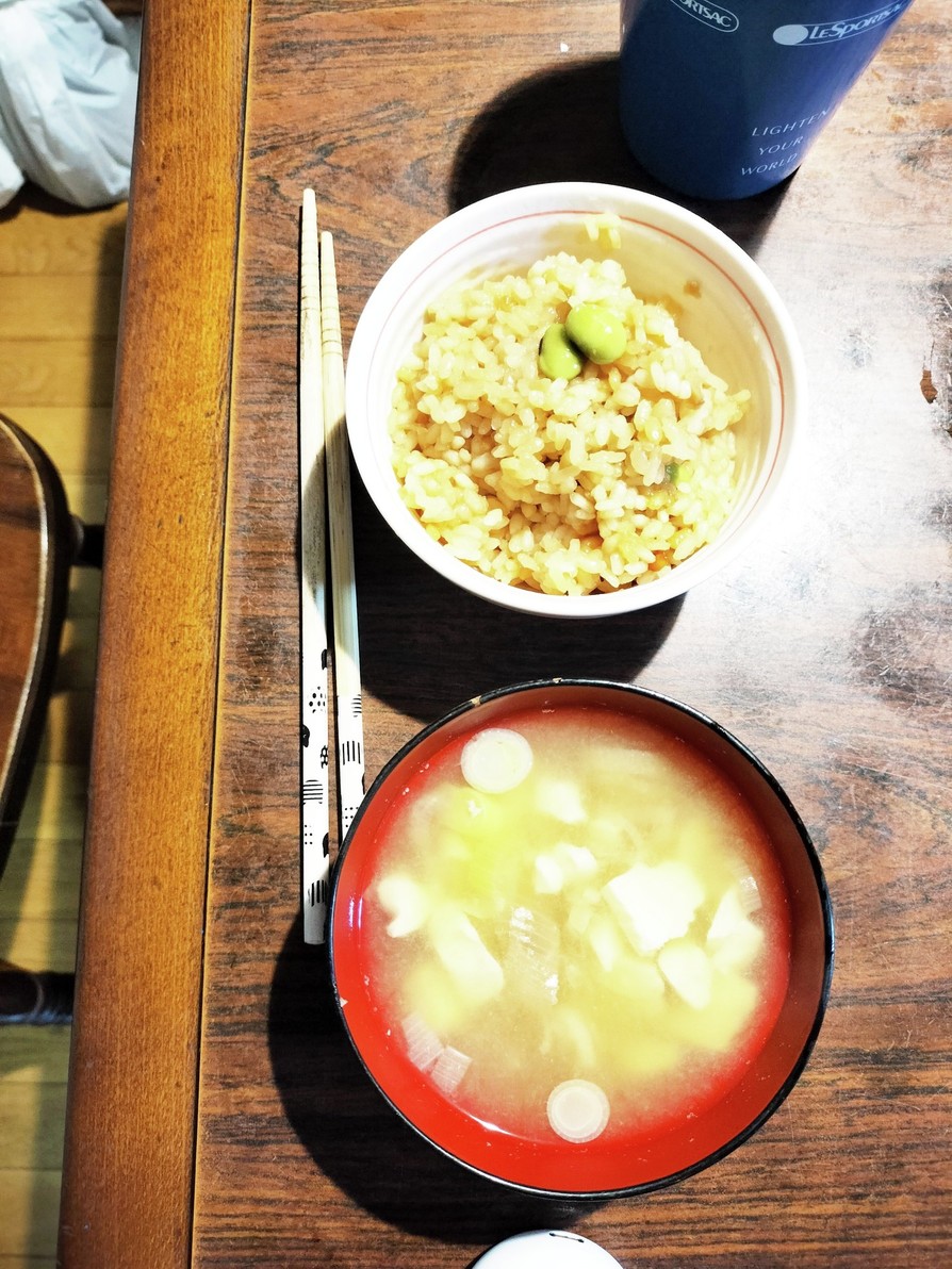 むき枝豆と根生姜の炊き込みご飯の画像