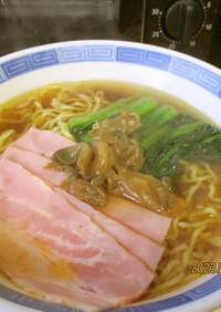 ベーコン小松菜の醬油ラーメン