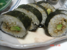 トロうまぁ~~アボ納豆巻き巻き☆