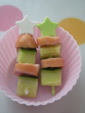 お弁当に♡きゅうりとウインナーしましま串