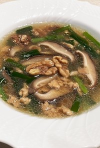 鶏肉と椎茸のスープ