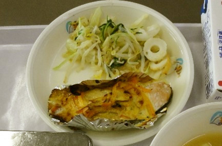 【学校給食】鮭のみそマヨネーズ焼きの画像