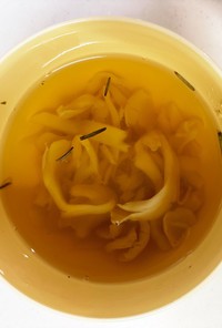 舞茸のコンソメスープ