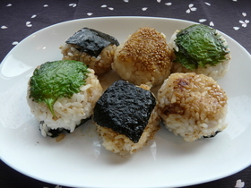 猫まんま焼きおにぎり