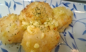 ホタテフライチーズソースかけ