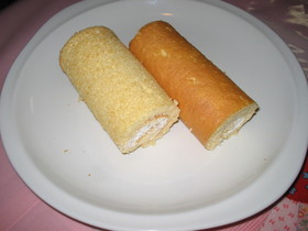 かわいい、ミニミニロールケーキ!