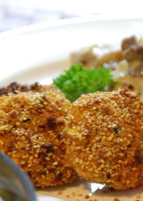 かぼちゃの胡麻衣コロッケ