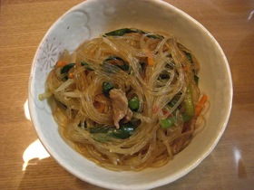ピリ辛!たっぷり野菜と豚肉のチャプチェ