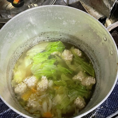 鶏ひき肉生姜入りの肉団子スープ