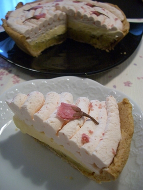 はんなり至福の☆桜トリプルクリームタルト