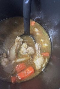 寸胴鍋で作る''鶏手羽元煮込みスープ''