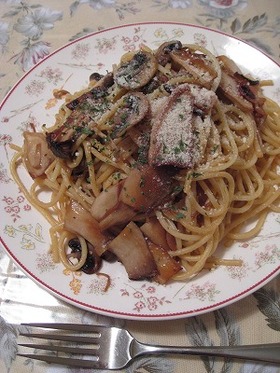 簡単絶品焼ききのこパスタ!!