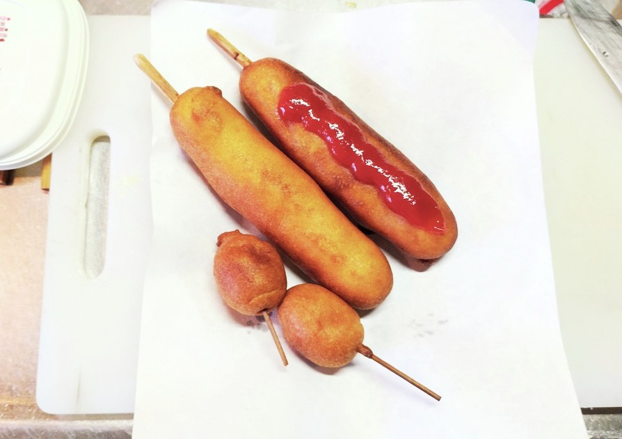 魚肉ソーセージのロング アメリカンドッグの画像