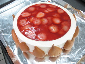 (覚書)4月のBDケーキ 苺のケーキ①