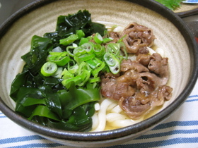 牛肉とワカメのうどん*手打ちだよ♪