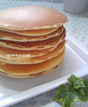 しっとり美味♪プレーンパンケーキ