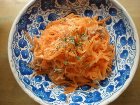 にんじんとツナのレモン風味サラダ