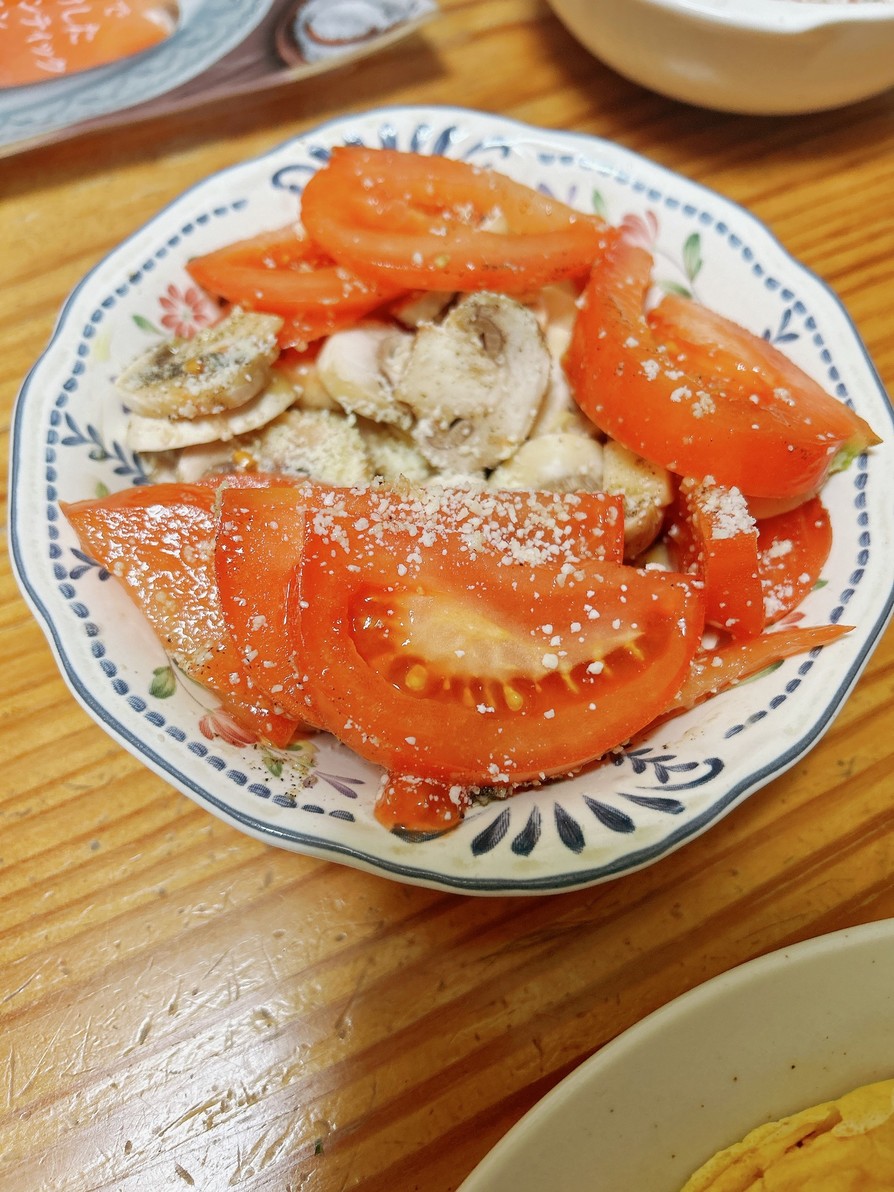 トマトとマッシュルームのクレープの画像