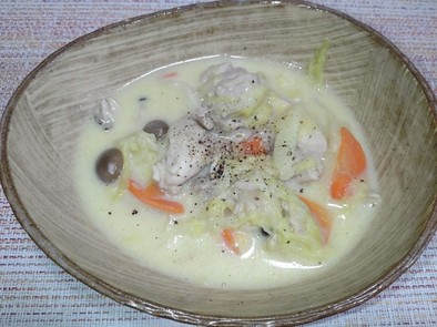 白菜と鶏肉の和風シチューの写真