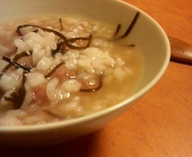 塩昆布と梅のお粥