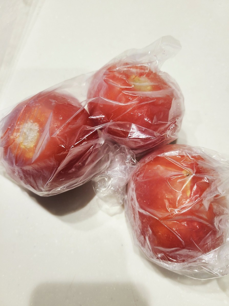 旬のトマト、まるごと保存の画像