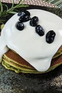 作州黒と抹茶のパンケーキ