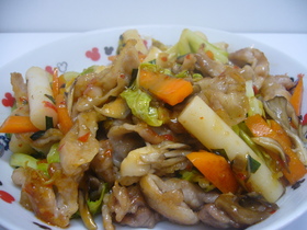 チリソースで野菜炒め