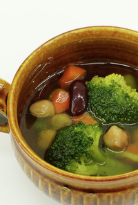 ブロッコリーとお豆のスープ
