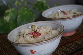 お花見に♪桜香る。。豆ごはん