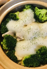 鍋の素活用●鶏肉＆ブロッコリーのもち鍋